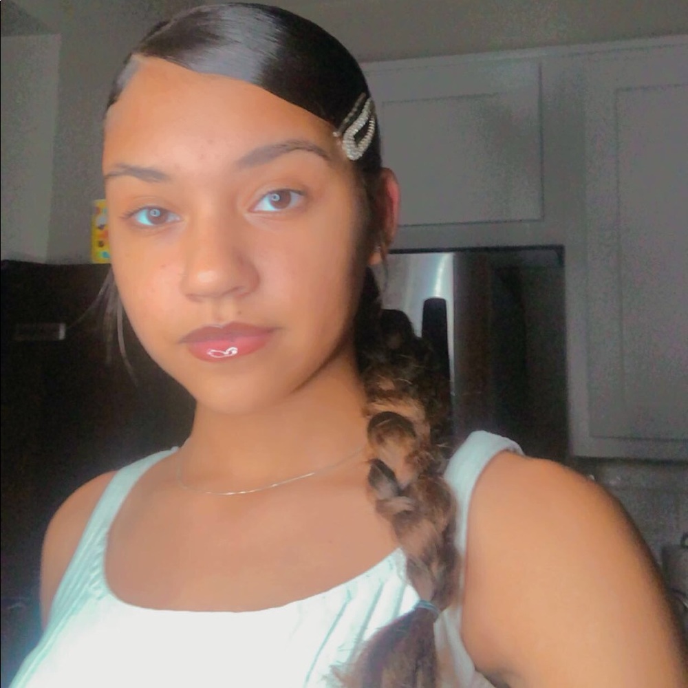 Meet your Posher, Aleigha